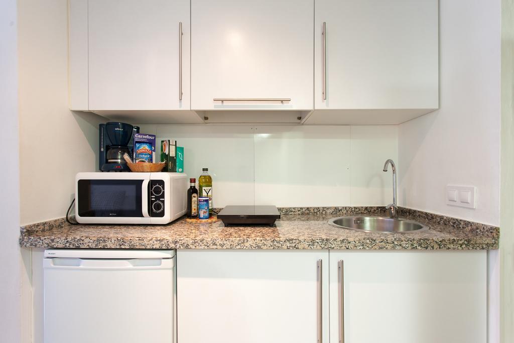 Apartamentos Edificio Constitucion Севилья Номер фото